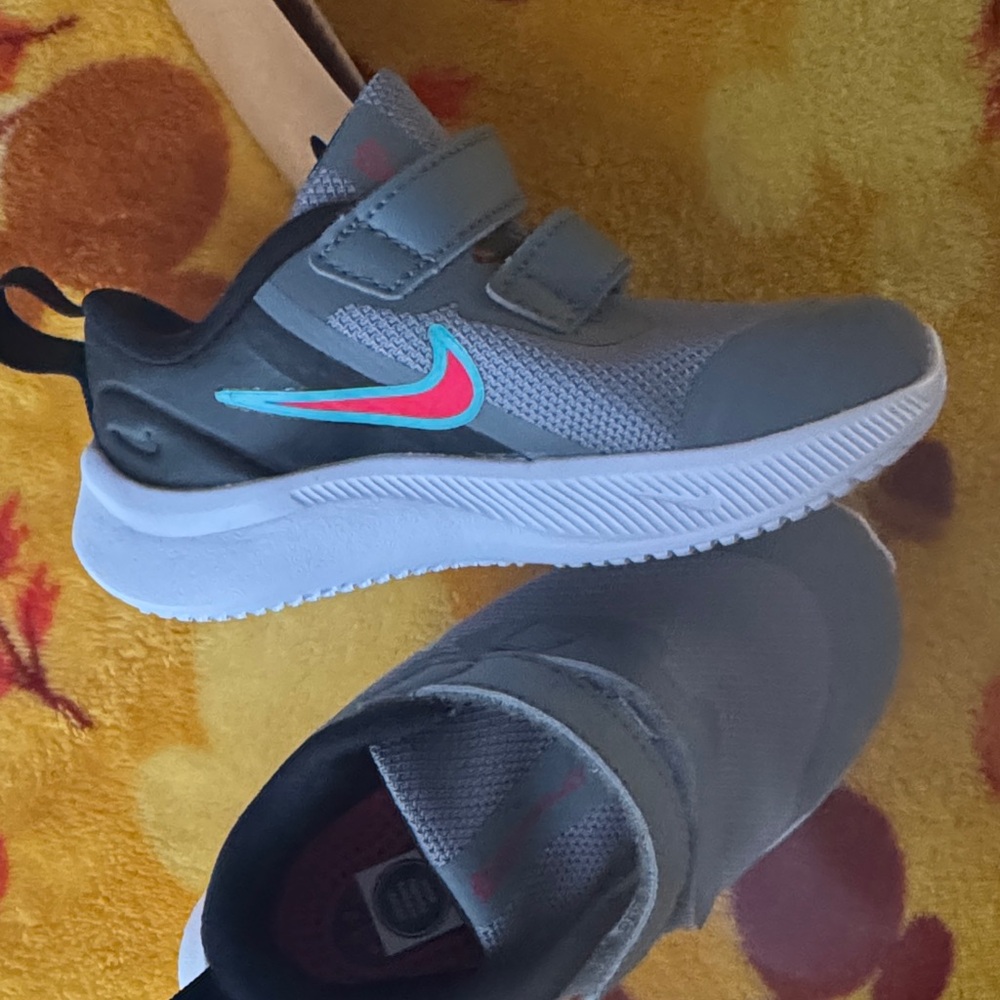 Nike Kids Gray and Teal Sneakers